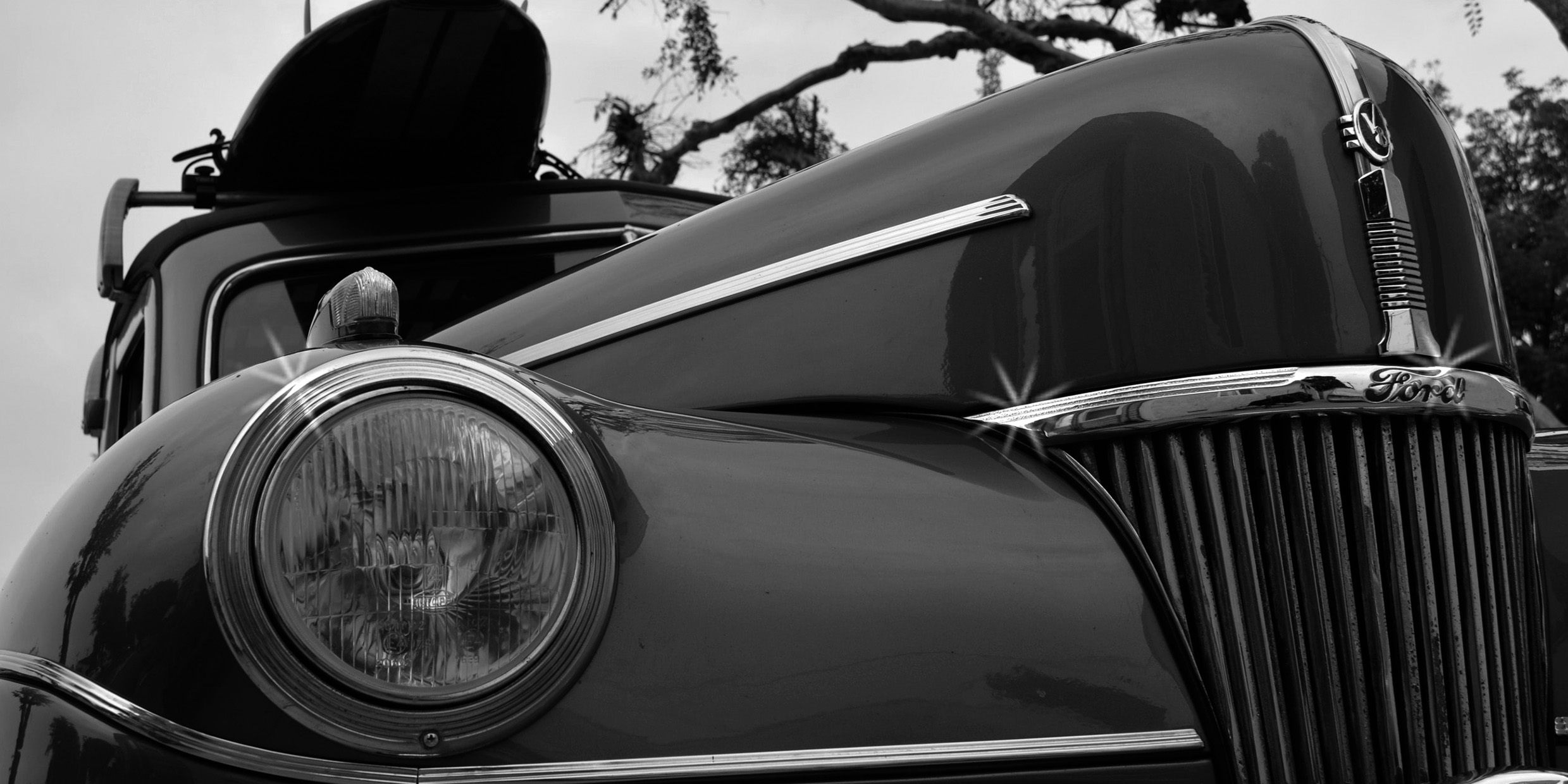 Black-and-white photo of classic car