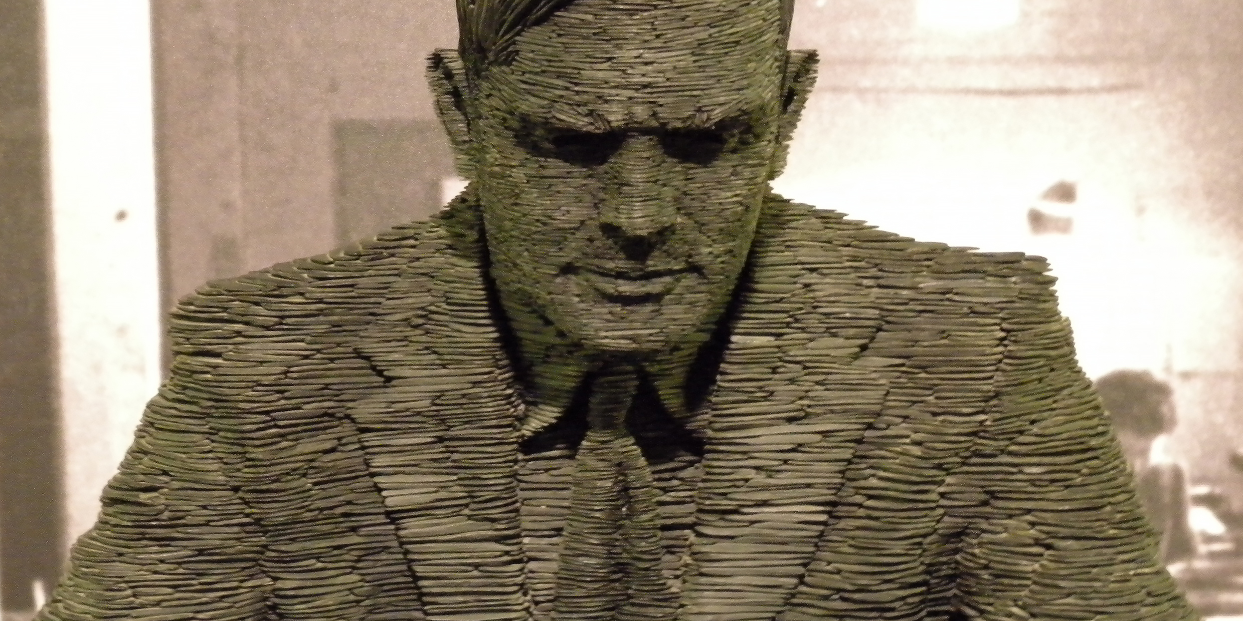 Image of a sculpture of Alan Turing