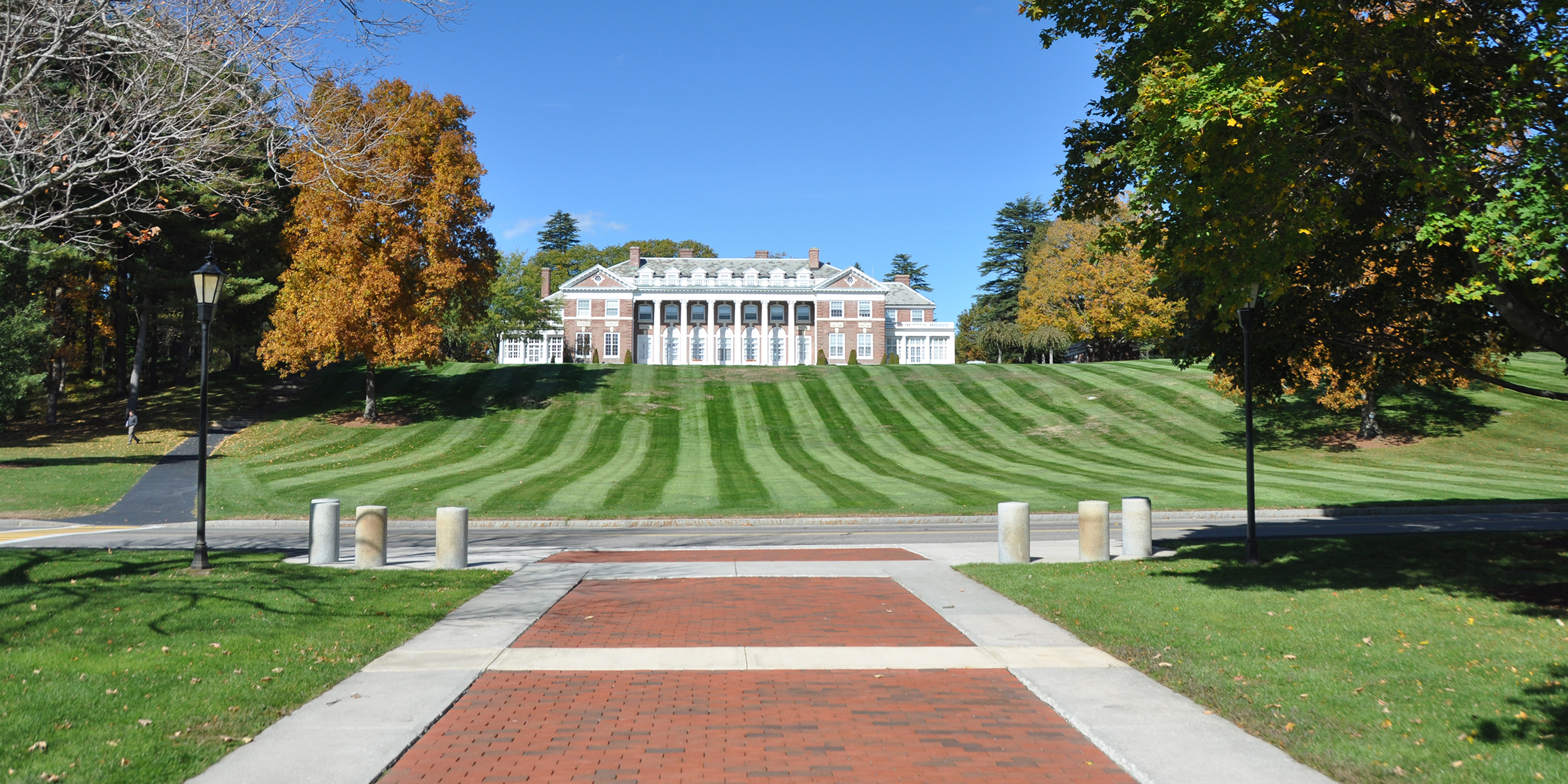 Image of a brick building on a college campus